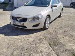 Utilizat 2013 Volvo S60 Berlinǎ | 9.000 EUR