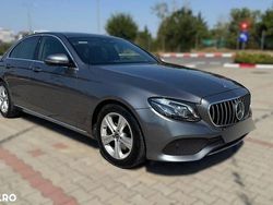 Culoaregri Utilizat 2017 Mercedes E220 Berlinǎ | 29.990 EUR (Scump)