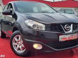Culoarerosu Utilizat 2012 Nissan Qashqai SUV | 7.999 EUR (Preț OK)