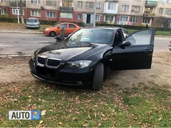 Negru Utilizat 2008 BMW 318 Berlinǎ | 6.150 EUR (Puțin scump)