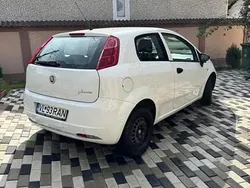 Utilizat 2013 Fiat Punto Hatchback | 1.699 EUR