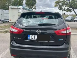 Culoarenegru Utilizat 2015 Nissan Qashqai N-Connecta SUV | 10.500 EUR