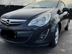 Negru Utilizat 2012 Opel Corsa Hatchback | 3.499 EUR (Puțin scump)