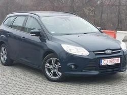 Albastru Utilizat 2013 Ford Focus Break | 4.299 EUR (Preț bun)