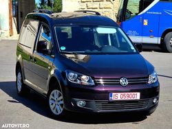 Culoarealte culori Utilizat 2015 VW Caddy Trendline Monovolum | 7.490 EUR (Preț bun)