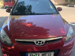 Rosu Utilizat 2009 Hyundai i30 Hatchback | 3.900 EUR (Preț OK)