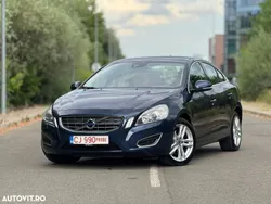 Albastru Utilizat 2012 Volvo S60 Summum Berlinǎ | 7.499 EUR (Preț OK)