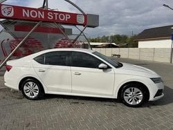 Alb Utilizat 2020 Skoda Octavia Berlinǎ | 15.650 EUR (Scump)