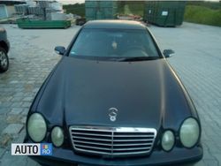 Albastru Utilizat 2000 Mercedes CLK230 Coupe | 1.500 EUR