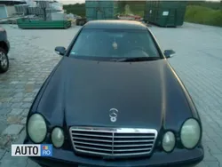 Albastru Utilizat 2000 Mercedes CLK230 Coupe | 1.500 EUR