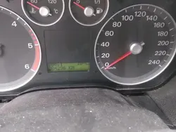 Rosu Utilizat 2005 Ford Focus Break | 1.200 EUR (Preț OK)