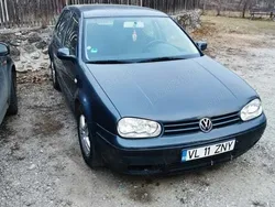 Gri Utilizat 2001 VW Golf IV Hatchback | 3.500 EUR (Puțin scump)