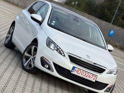 Culoarealb Utilizat 2015 Peugeot 308 Allure Hatchback | 7.490 EUR (Preț OK)