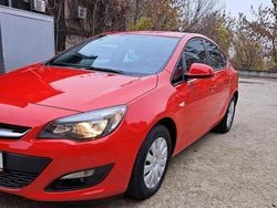 Culoarerosu Utilizat 2017 Opel Astra Enjoy Berlinǎ | 7.990 EUR (Preț OK)