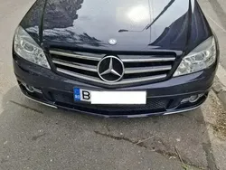 Mercedes 220