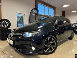 Culoarenegru Utilizat 2015 Toyota Auris Hybrid Design Hatchback | 11.999 EUR (Puțin scump)