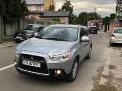 Gri Utilizat 2011 Mitsubishi ASX SUV | 6.200 EUR (Preț OK)