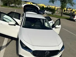 Alb Utilizat 2023 Mazda CX-30 SUV | 24.000 EUR (Preț OK)