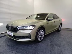Galben deschis metalic Utilizat 2024 Skoda Superb Selection | 40.450 EUR (Puțin scump)