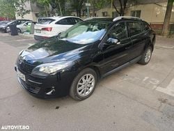 Negru Utilizat 2012 Renault Mégane GrandTour LIMITED Break | 3.999 EUR (Preț OK)