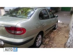 Verde Utilizat 2002 Renault Mégane II Berlinǎ | 1.850 EUR (Preț OK)