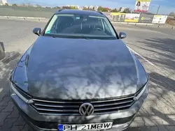 Gri Utilizat 2016 VW Passat Break | 11.500 EUR (Preț bun)
