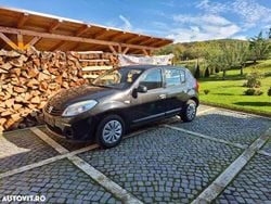 Culoarenegru Utilizat 2009 Dacia Sandero Hatchback | 1.799 EUR (Preț bun)