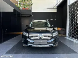 Culoarenegru Nouă 2025 Mercedes GLB220 SUV | 52.185 EUR (Preț bun)