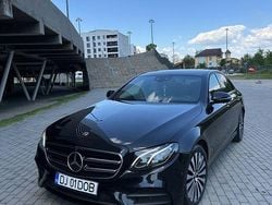 Culoarenegru Utilizat 2018 Mercedes E200 Berlinǎ | 20.499 EUR (Super Preț)