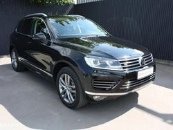 Culoarenegru Utilizat 2015 VW Touareg SUV | 15.800 EUR (Preț bun)