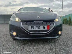 Gri Utilizat 2012 Peugeot 208 Style Hatchback | 4.999 EUR