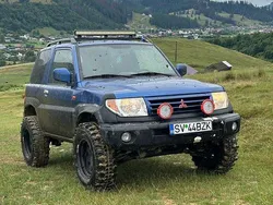 Culoarealbastru Utilizat 1971 Mitsubishi Pajero SUV | 3.650 EUR
