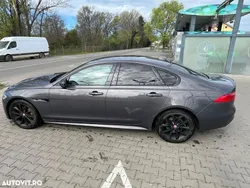 Gri Utilizat 2017 Jaguar XF R-Sport Berlinǎ | 16.300 EUR (Puțin scump)