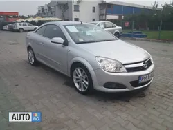 Gri Utilizat 2007 Opel Astra Cabriolet Cabrio | 4.150 EUR