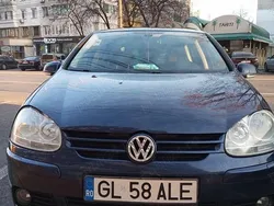 Utilizat 2007 VW Golf V Hatchback | 2.400 EUR (Preț OK)