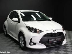 Culoarealb Nouă 2025 Toyota Yaris Hybrid Hatchback | 22.174 EUR (Preț bun)
