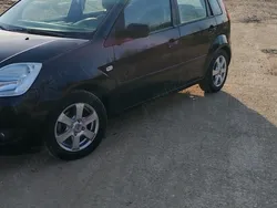 Utilizat 2004 Ford Fiesta Hatchback | 1.600 EUR (Preț bun)