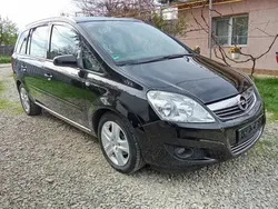 Utilizat 2009 Opel Zafira Monovolum | 3.150 EUR