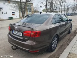 Culoaremaro Utilizat 2012 VW Jetta Trendline Berlinǎ | 6.150 EUR