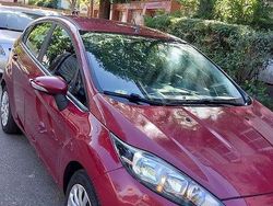 Culoarealte culori Utilizat 2014 Ford Fiesta ST-Line Hatchback | 5.900 EUR (Preț OK)