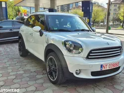 Alb Utilizat 2014 Mini Countryman SUV | 8.950 EUR