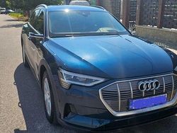 Culoarealbastru Utilizat 2020 Audi e-tron S-Line SUV | 38.870 EUR (Preț OK)