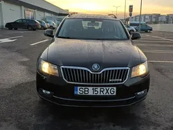 Negru Utilizat 2014 Skoda Superb Break | 7.500 EUR