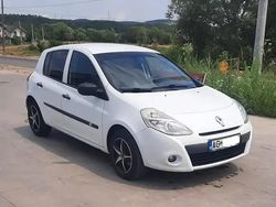 Utilizat 2009 Renault Clio II Hatchback | 2.300 EUR (Preț OK)