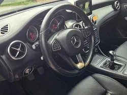 Negru Utilizat 2015 Mercedes CLA180 Berlinǎ | 11.800 EUR (Puțin scump)