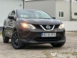 Alb Utilizat 2015 Nissan Qashqai N-Connecta SUV | 8.270 EUR (Preț bun)