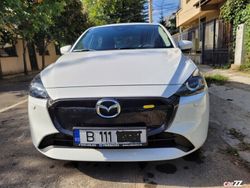 Alb Utilizat 2023 Mazda 2 Center-Line Hatchback | 15.000 EUR