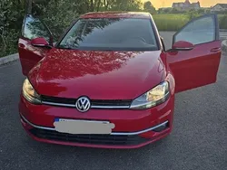 Rosu Utilizat 2020 VW Golf VII Comfortline | 14.000 EUR (Puțin scump)