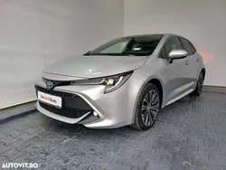 Gri mediumetalic Utilizat 2019 Toyota Corolla Lounge Berlinǎ | 19.116 EUR (Preț OK)