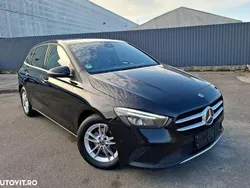 Negru Utilizat 2019 Mercedes B180 Progressive Monovolum | 12.850 EUR